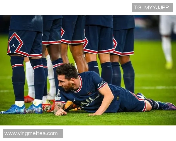 足球巨星转型超级奶爸温情瞬间展现家庭幸福生活 足球巨星转型超级奶爸温情瞬间展现家庭幸福生活