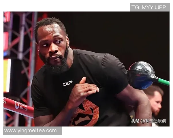 足球明星受伤康复全过程视频分享重返赛场的感人时刻