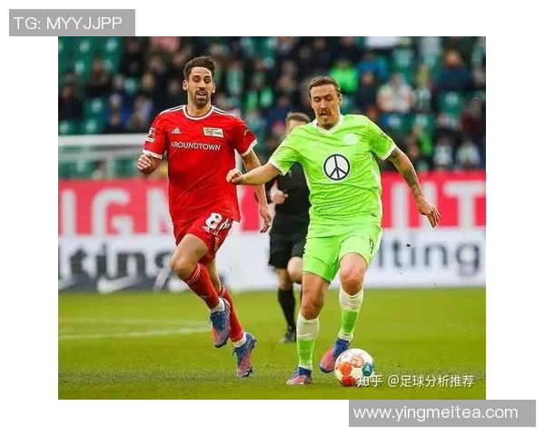 赛后分析:西安足球队与南京足球队的团队协作表现及其影响因素探讨 赛后分析:西安足球队与南京足球队的团队协作表现及其影响因素探讨