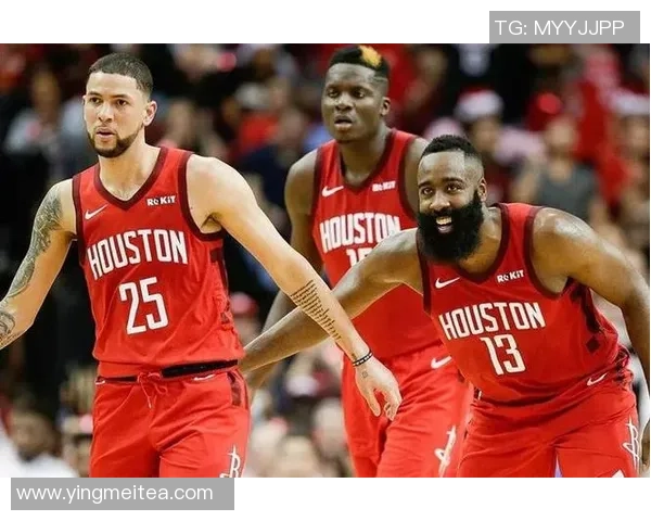 深圳足球队节奏之争引发热议球迷与专家各执己见 深圳足球队节奏之争引发热议球迷与专家各执己见